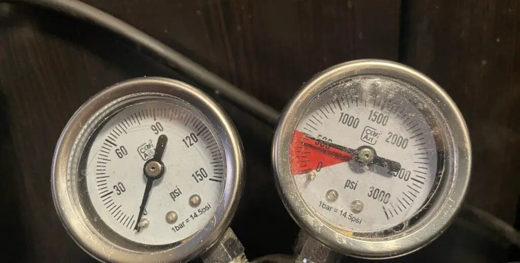 CO2 Aquarium Setup Pressure Cluster Gauges